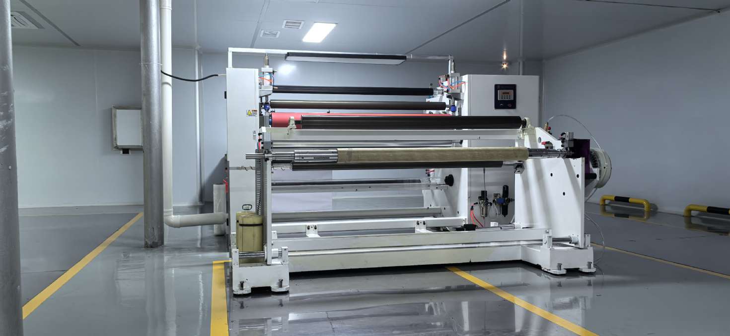 分切車間現(xiàn)場(chǎng) 分切車間現(xiàn)場(chǎng)